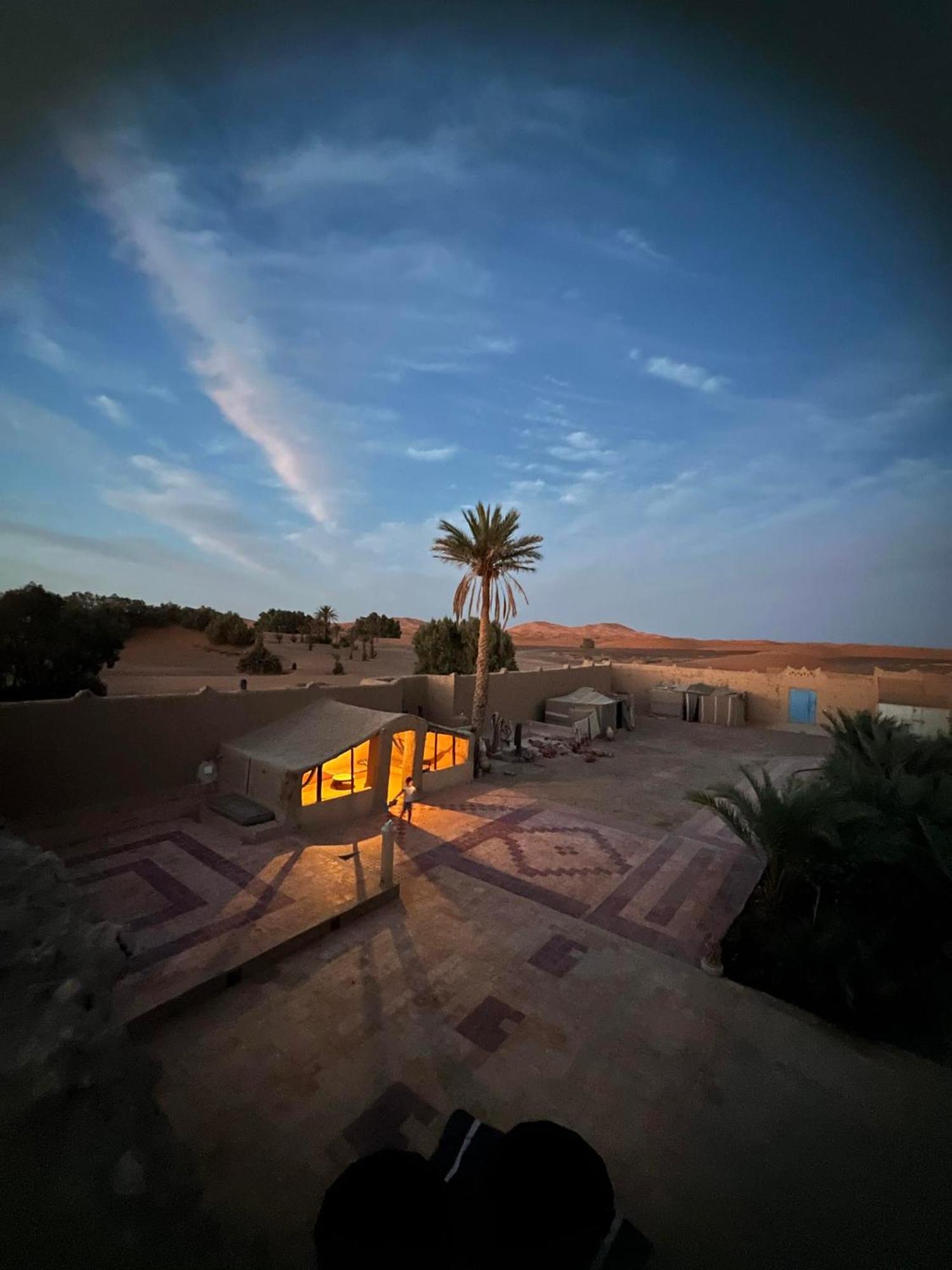 Sahara Sands Hotel Merzouga Buitenkant foto