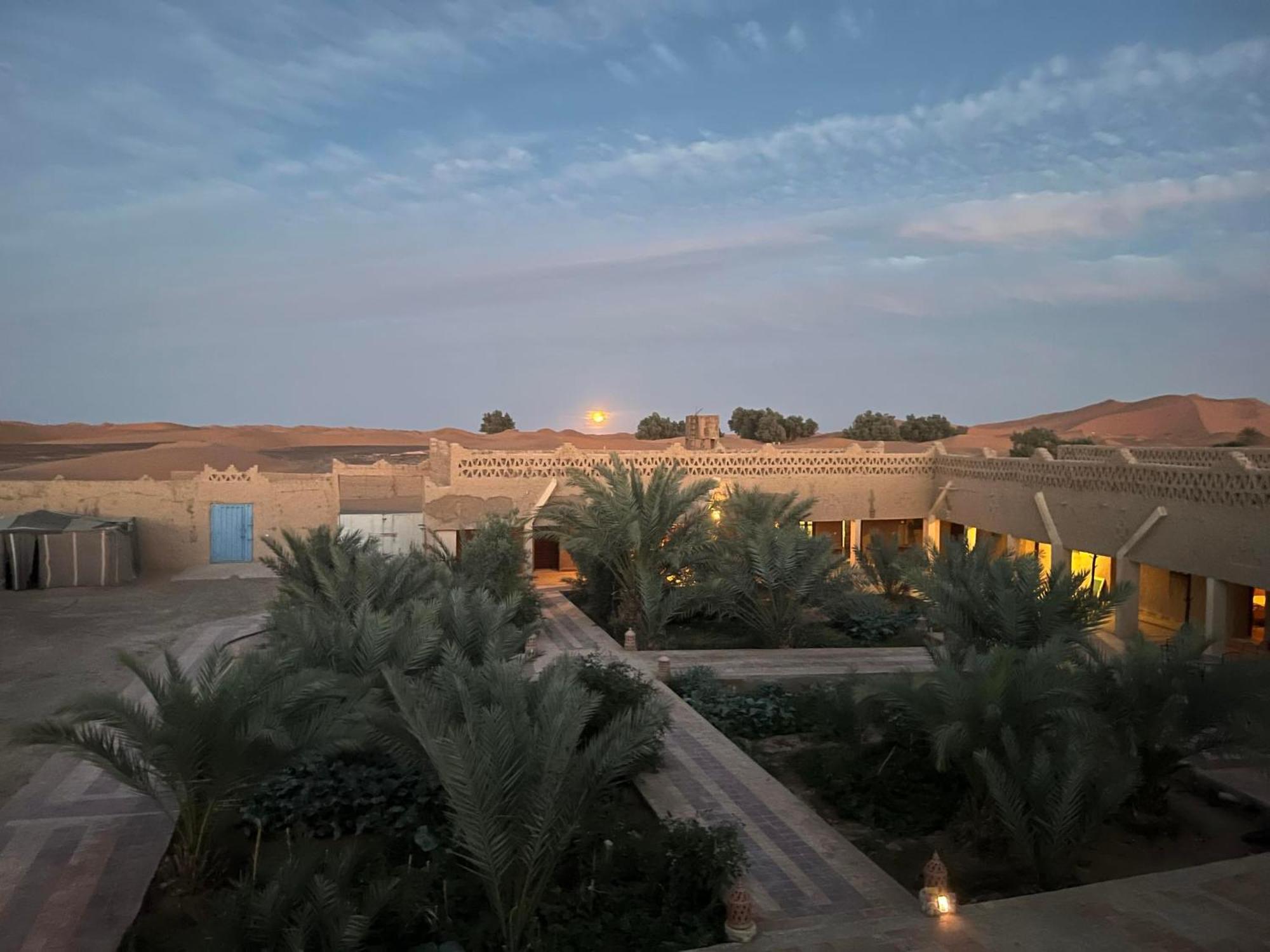 Sahara Sands Hotel Merzouga Buitenkant foto