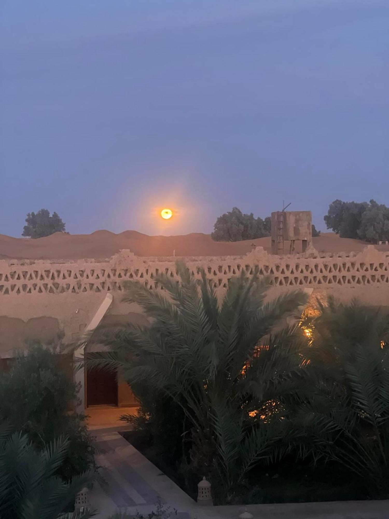 Sahara Sands Hotel Merzouga Buitenkant foto